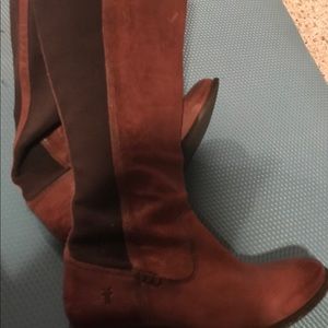 Frye Molly Gore Stretch Panel Leather Boot Size 9